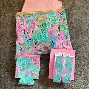 Lilly Pulitzer Colorful Travel Set
